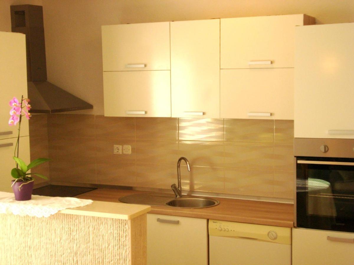 Guest House Adria Senj  Ngoại thất bức ảnh