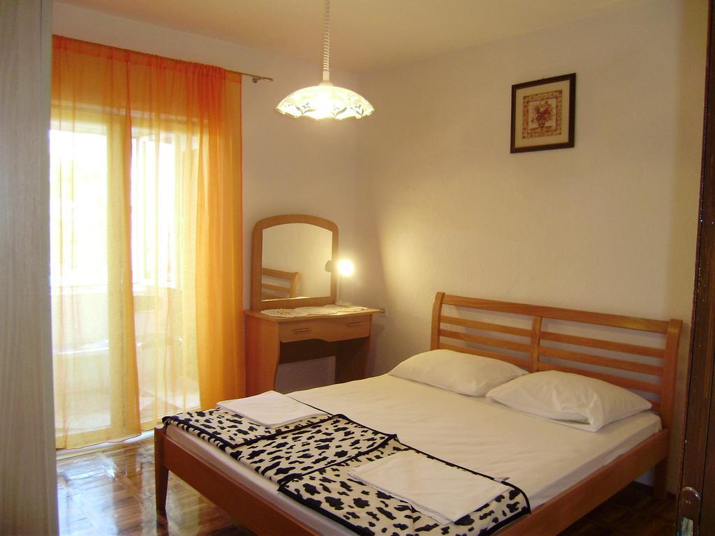 Guest House Adria Senj  Ngoại thất bức ảnh